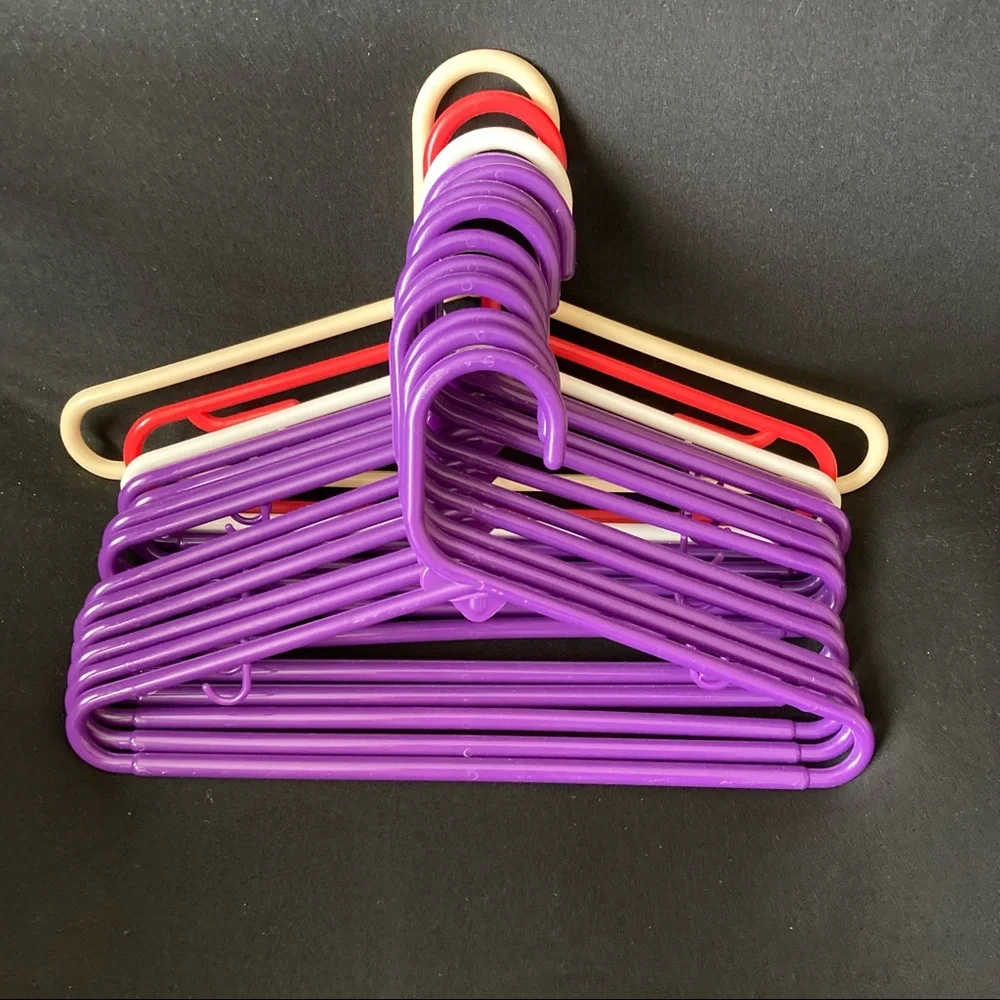 15 Children’s Hangers 12” Long